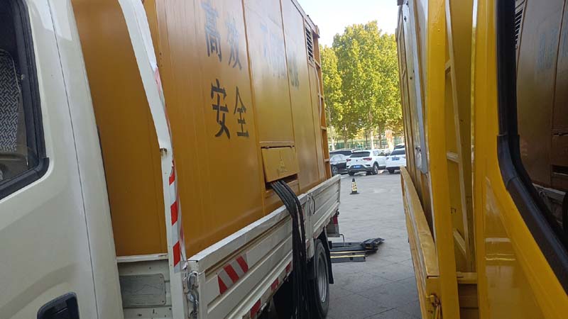 同江如何判断柴油发电机组和UPS电源的切换时间是否符合要求？