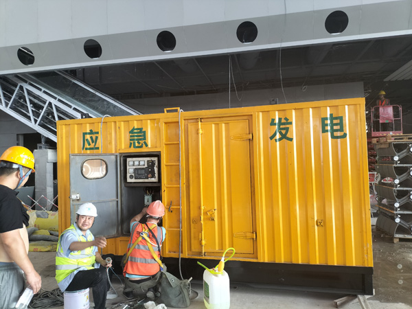 同江怎样判断空气滤清器是否需要更换？